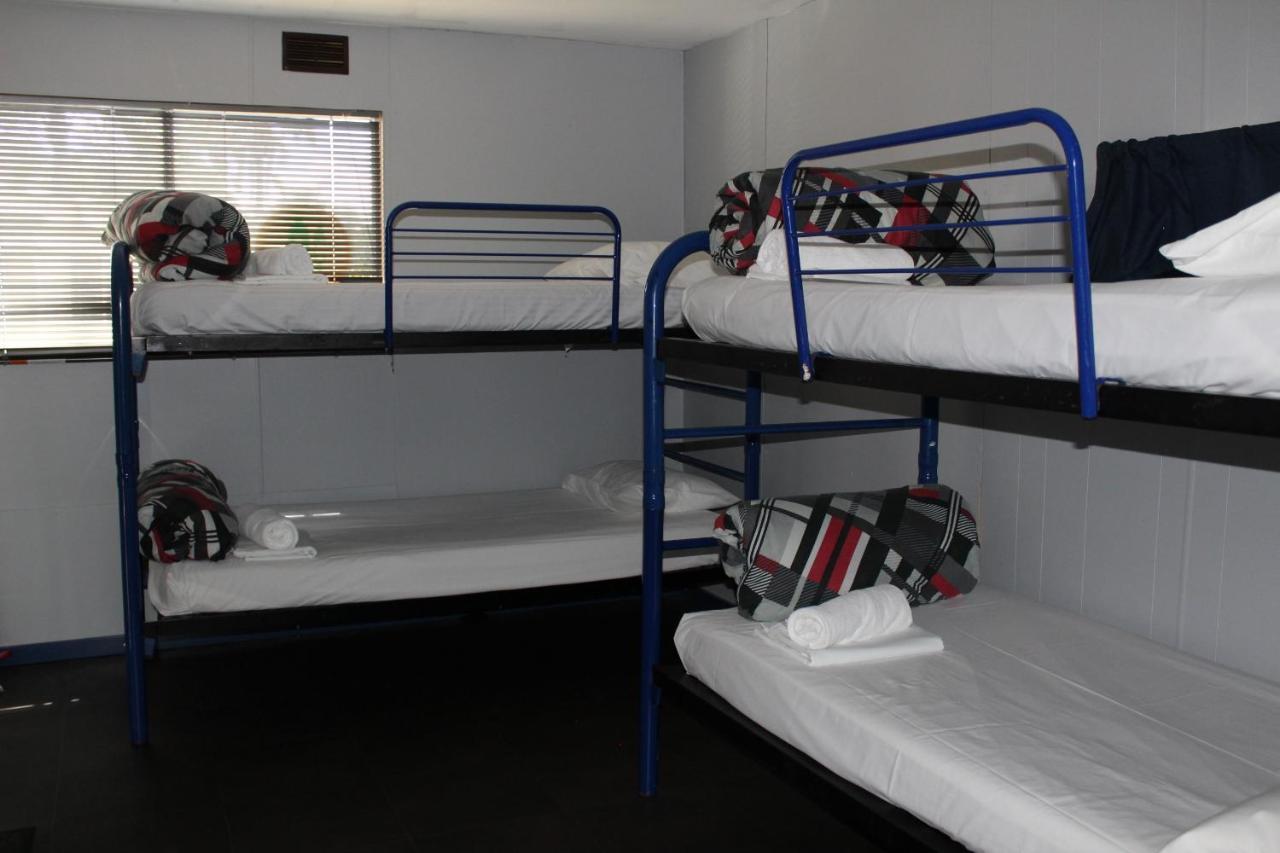 Batemans Bay Holiday Park & Hostel מראה חיצוני תמונה