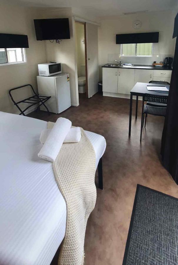 Batemans Bay Holiday Park & Hostel מראה חיצוני תמונה