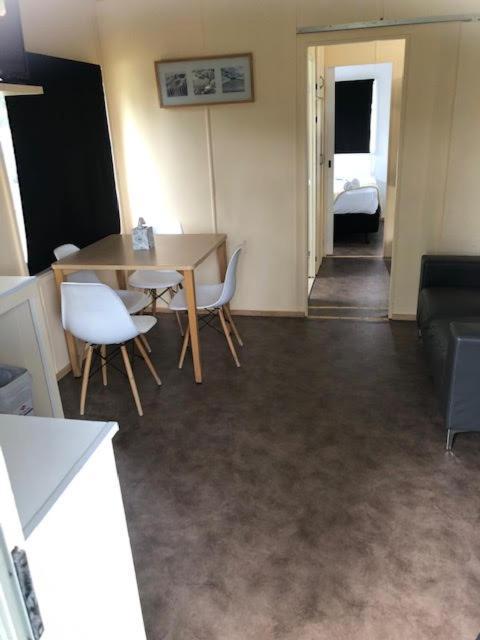 Batemans Bay Holiday Park & Hostel מראה חיצוני תמונה