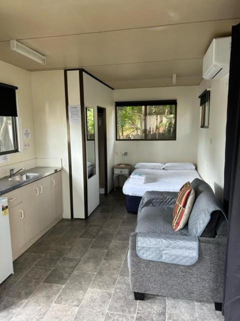 Batemans Bay Holiday Park & Hostel מראה חיצוני תמונה