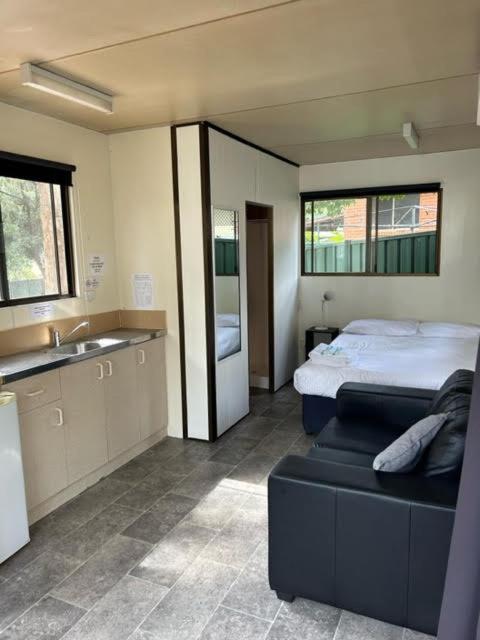 Batemans Bay Holiday Park & Hostel מראה חיצוני תמונה