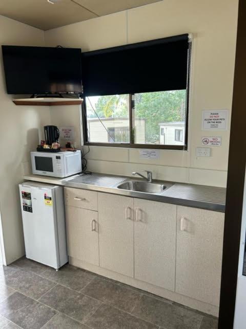 Batemans Bay Holiday Park & Hostel מראה חיצוני תמונה